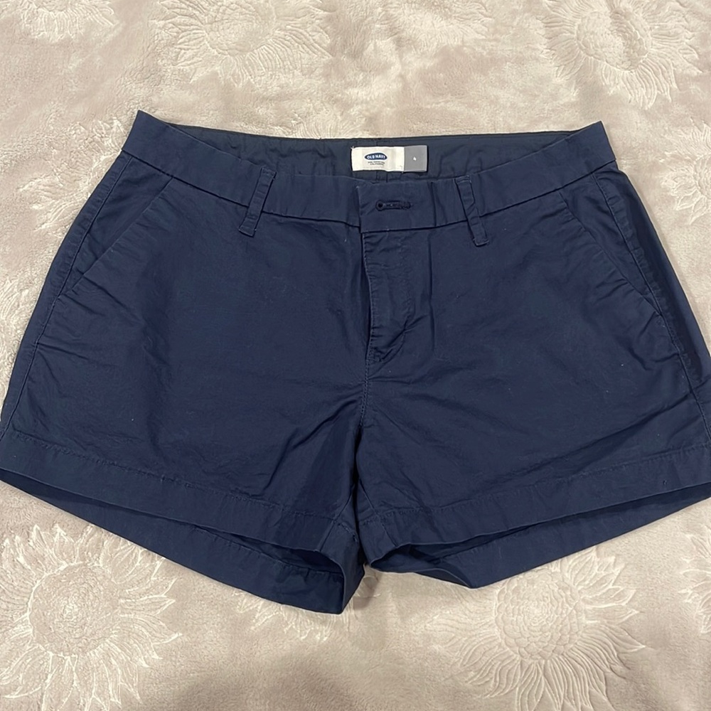 Old Navy Women’s shorts. Size 4.
